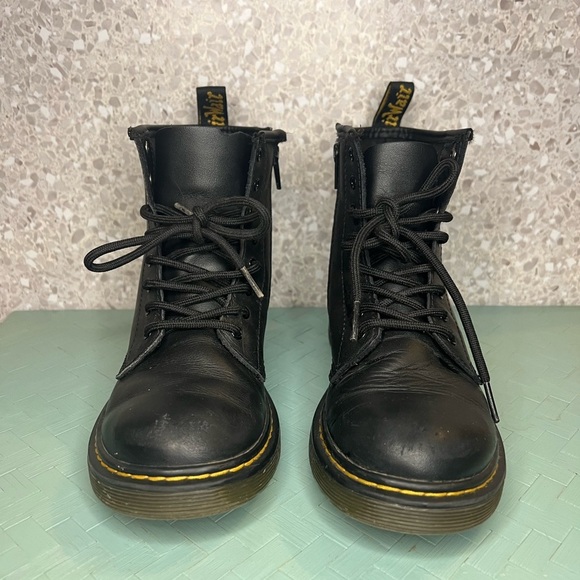 Kids size 36 (US 4) black leather 8 hole Doc Martens - Picture 3 of 6
